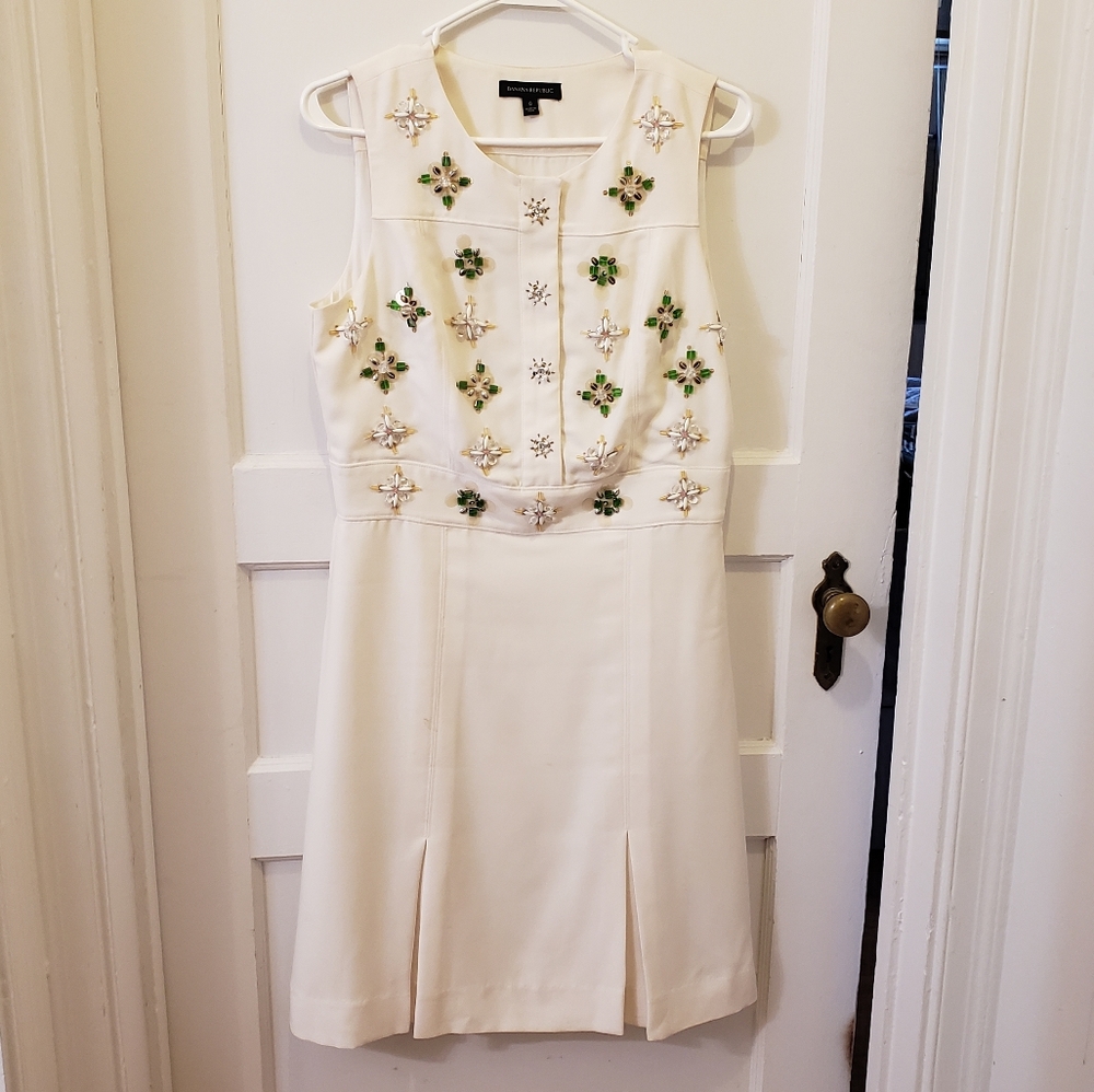 Banana Republic white embellished dress size 8